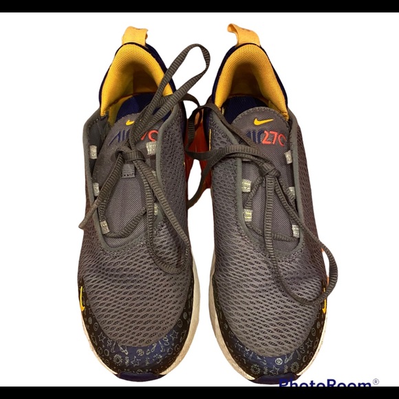 Nike Air Max 270 - Picture 3 of 6